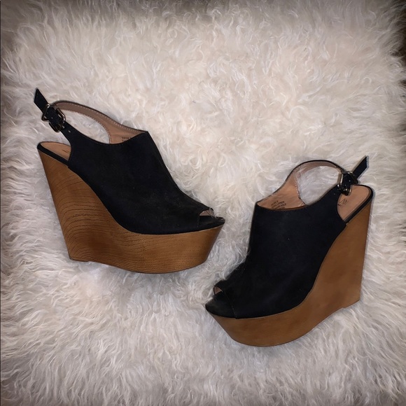Zigi Soho Suede Wedges - Picture 12 of 14